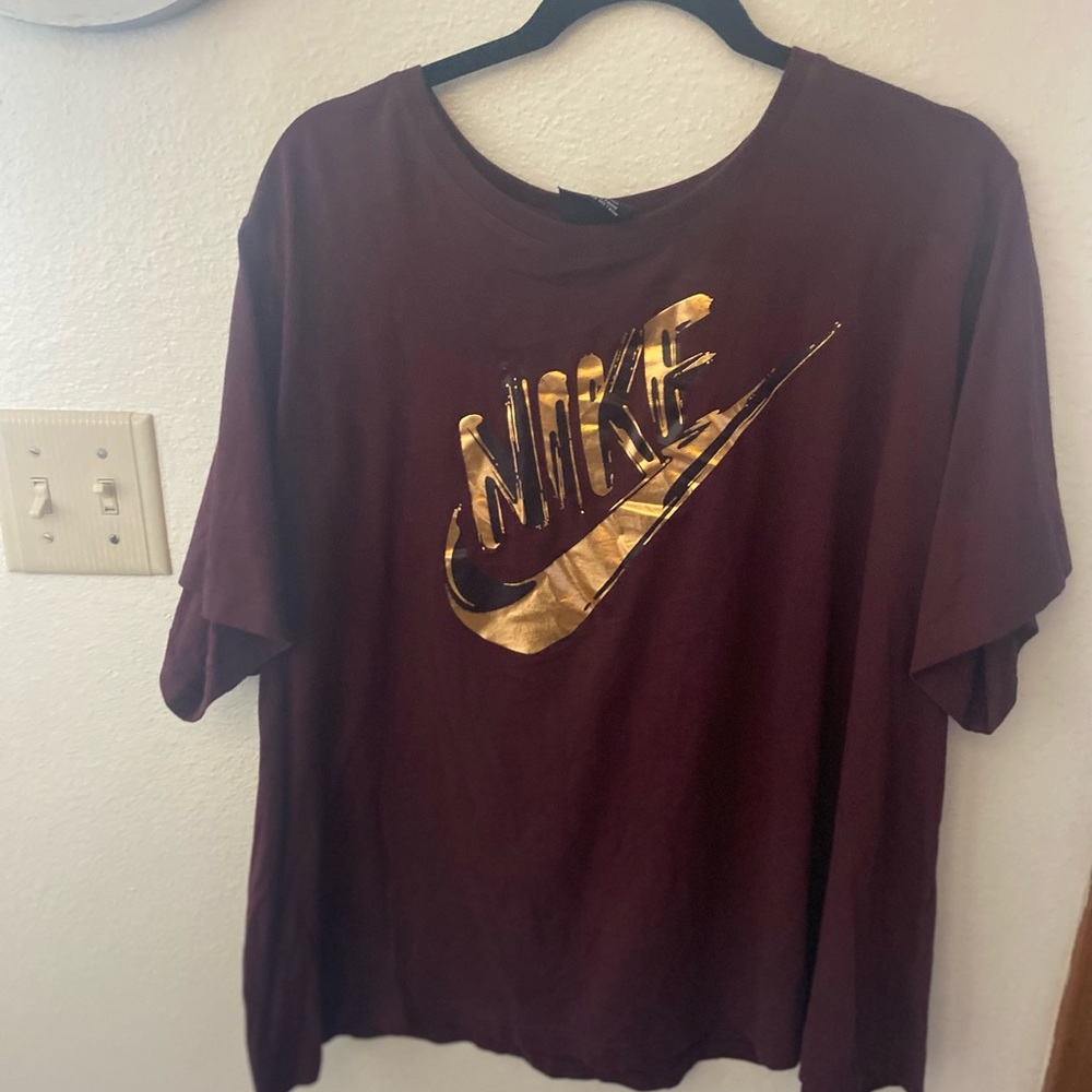 Nike plus size tshirt